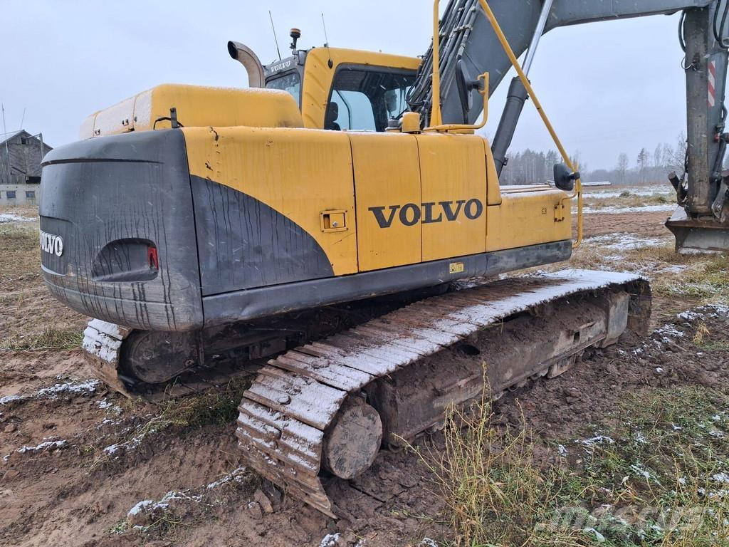 Volvo EC210 BLC Гусеничные экскаваторы