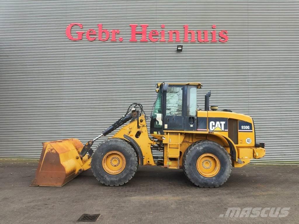 CAT 930G Фронтальные погрузчики