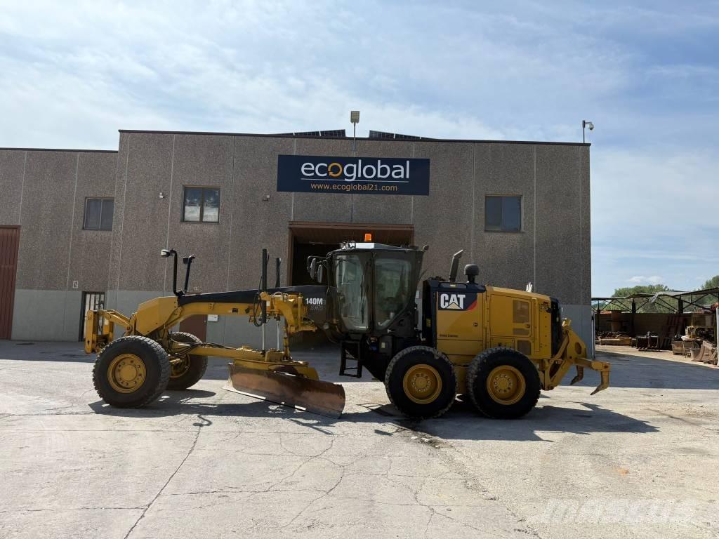 CAT 140 M 3 AWD Грейдеры