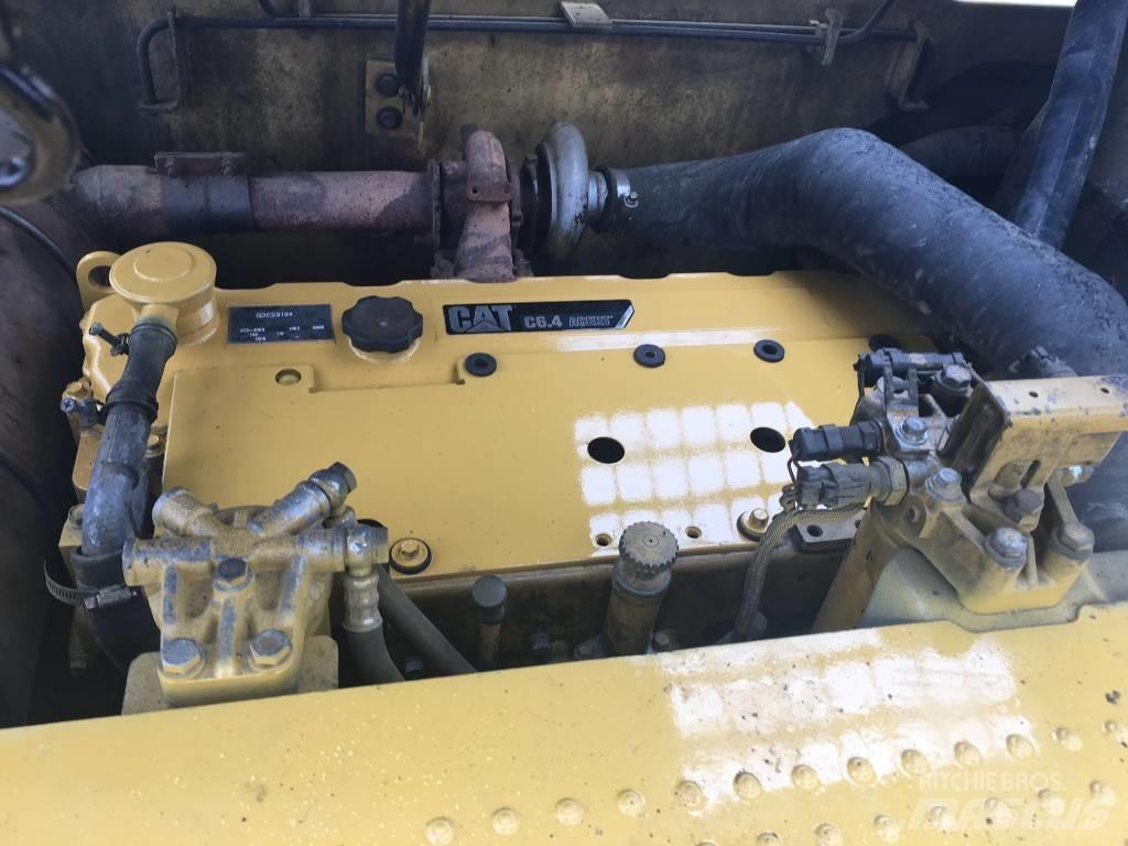 CAT 320 DL Гусеничные экскаваторы