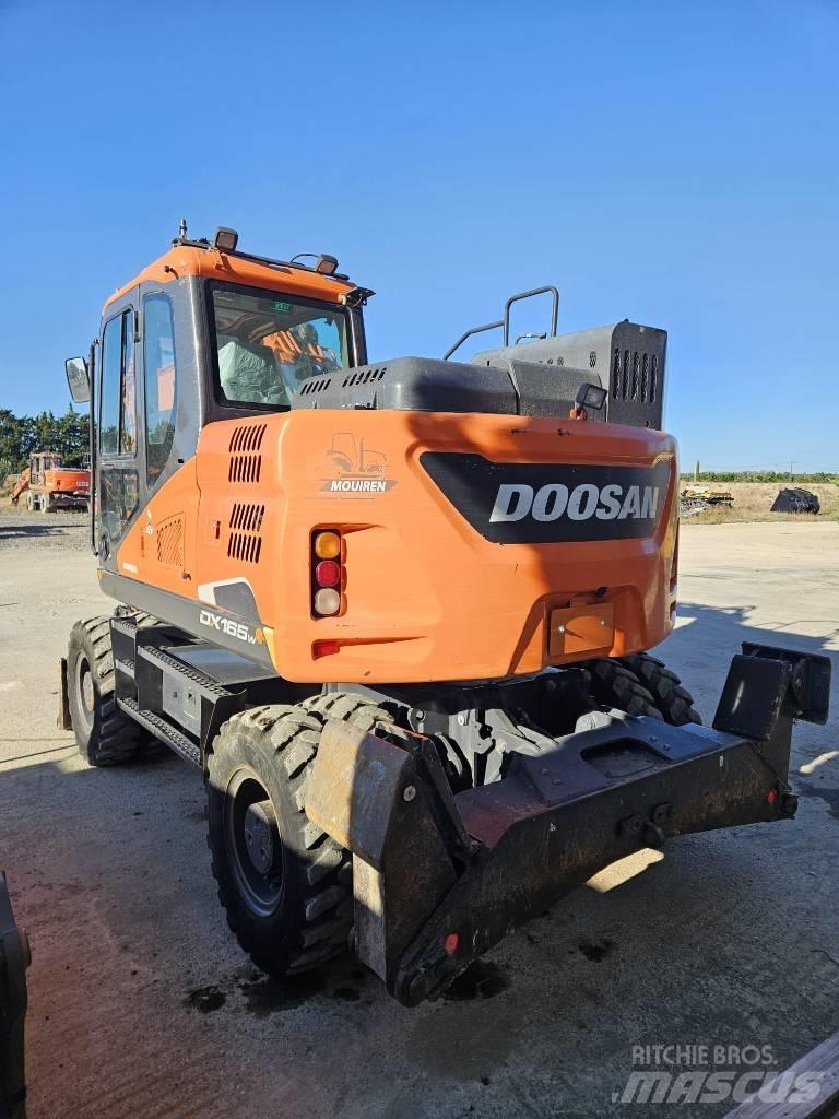 Doosan DX 165 W-5 Колёсные экскаваторы