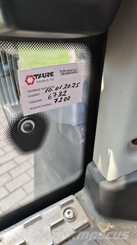 Valtra T 254 V Трактора