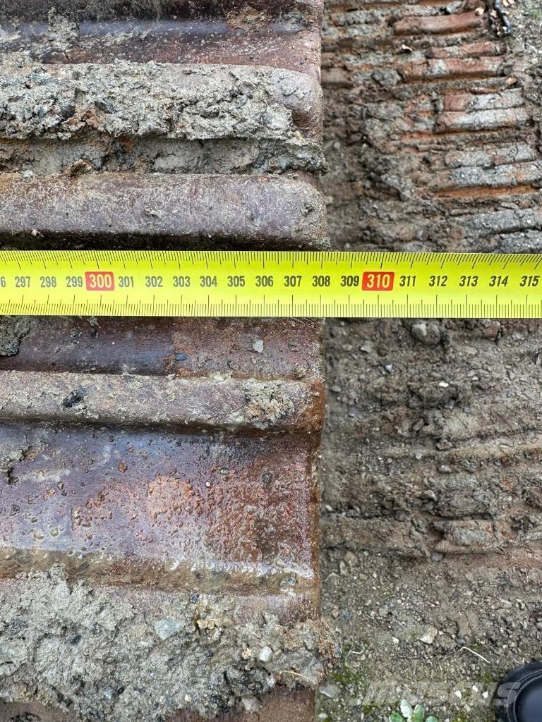 CAT 323 D L Гусеничные экскаваторы