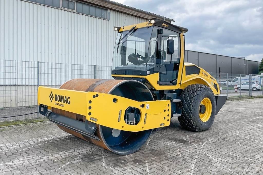 Bomag BW 213 D-5 Грунтовые катки
