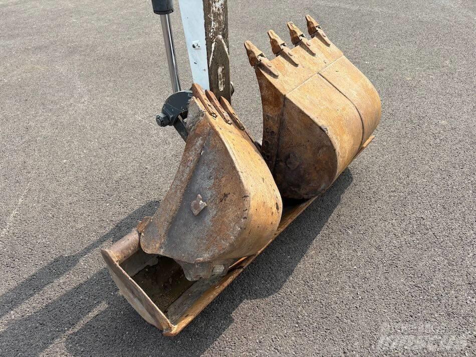 Neuson 38 Z 3 RD Мини-экскаваторы
