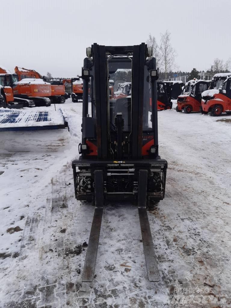 Linde H 25 T Газовые погрузчики