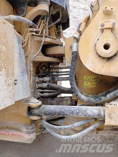 CAT 988K Фронтальные погрузчики