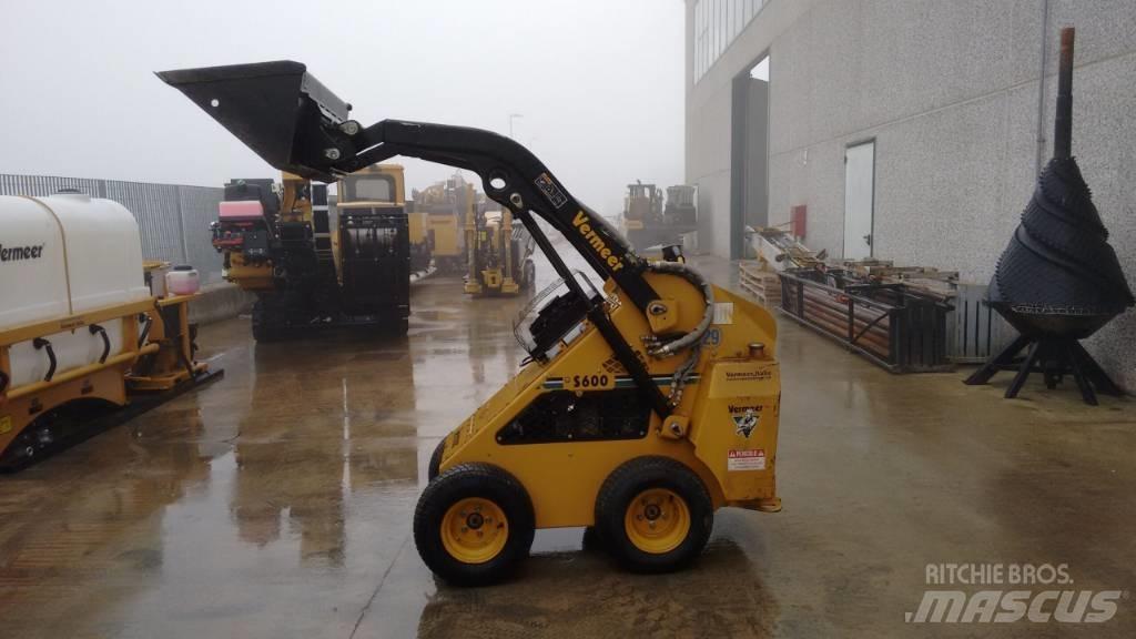 Vermeer S600 Многофункциональные сельскохозяйственные погрузчики