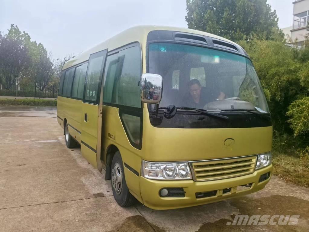 Toyota Coaster Междугородные автобусы