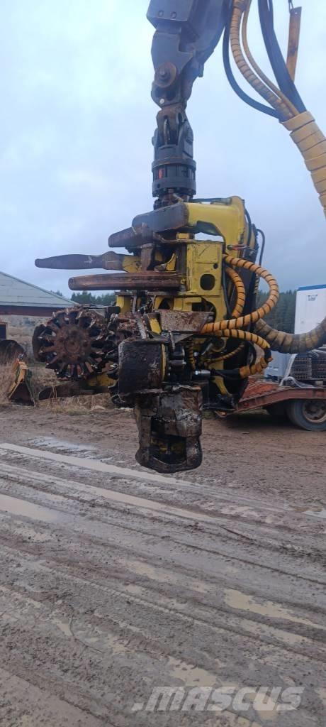 John Deere 770 D Харвестеры