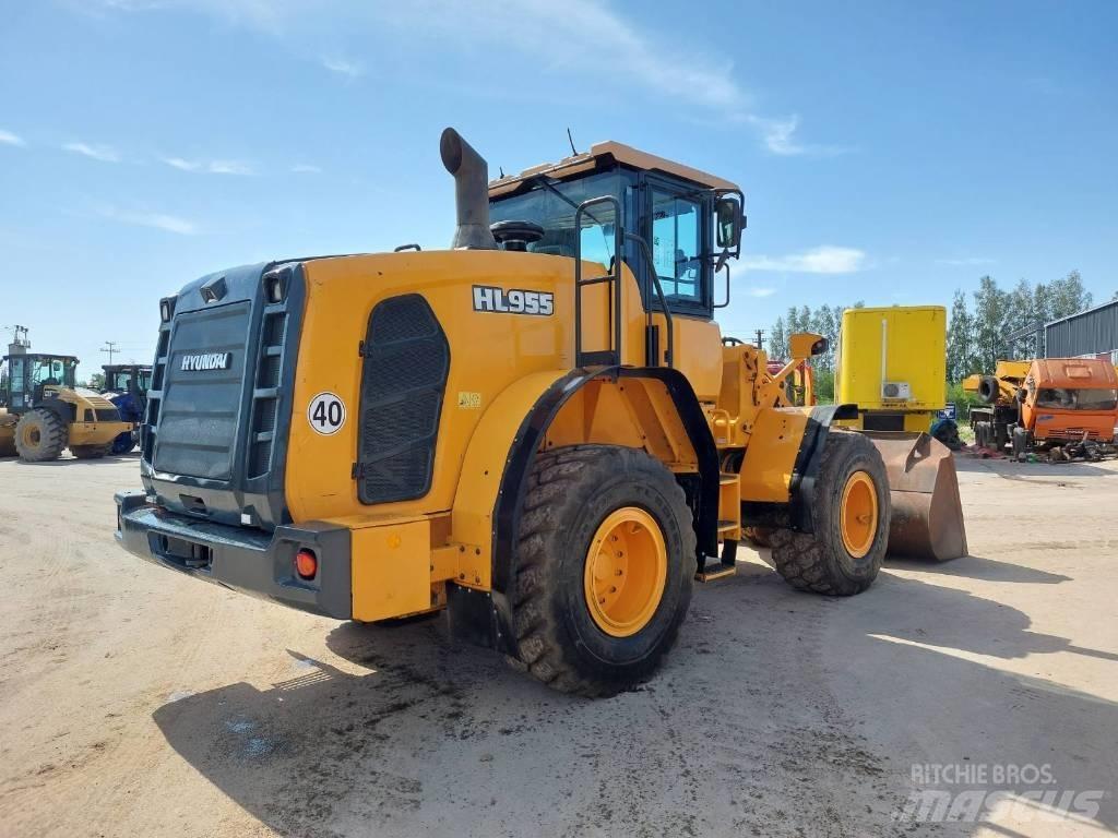Hyundai HL 955 Фронтальные погрузчики