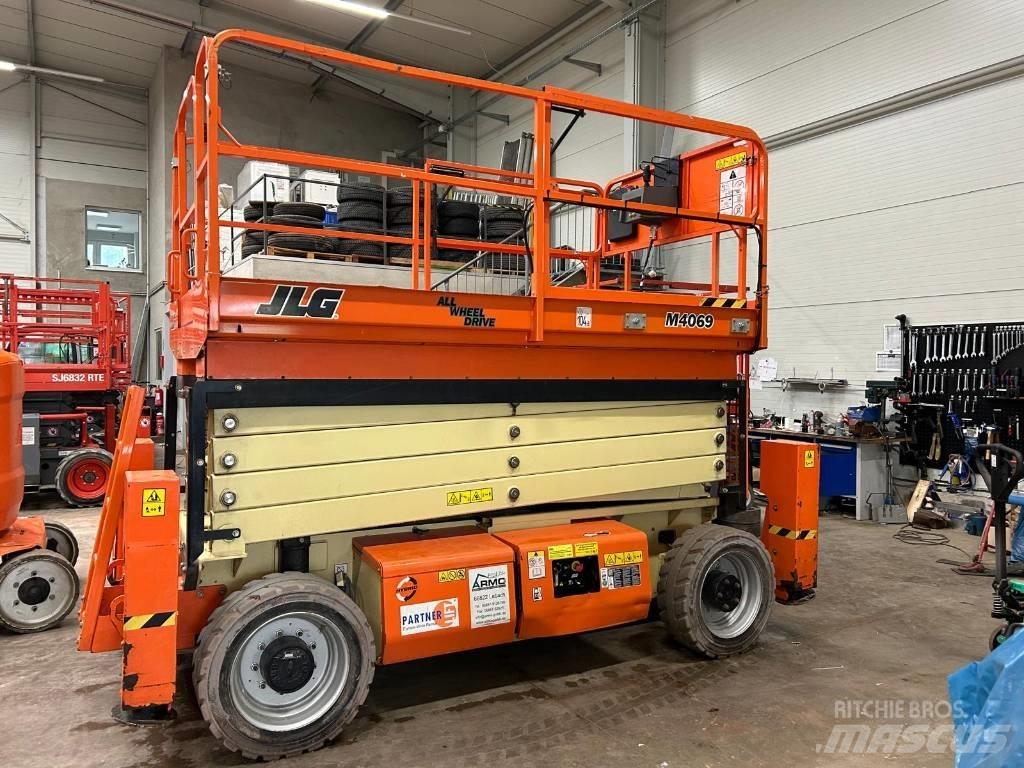 JLG M 4069 LE Ножничные подъемники