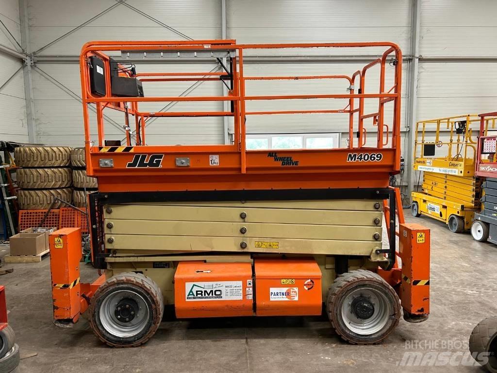 JLG M 4069 LE Ножничные подъемники