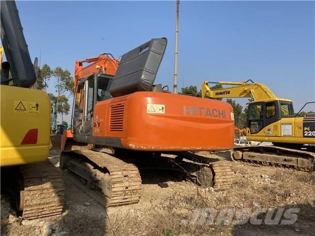 Hitachi ZX250 Гусеничные экскаваторы