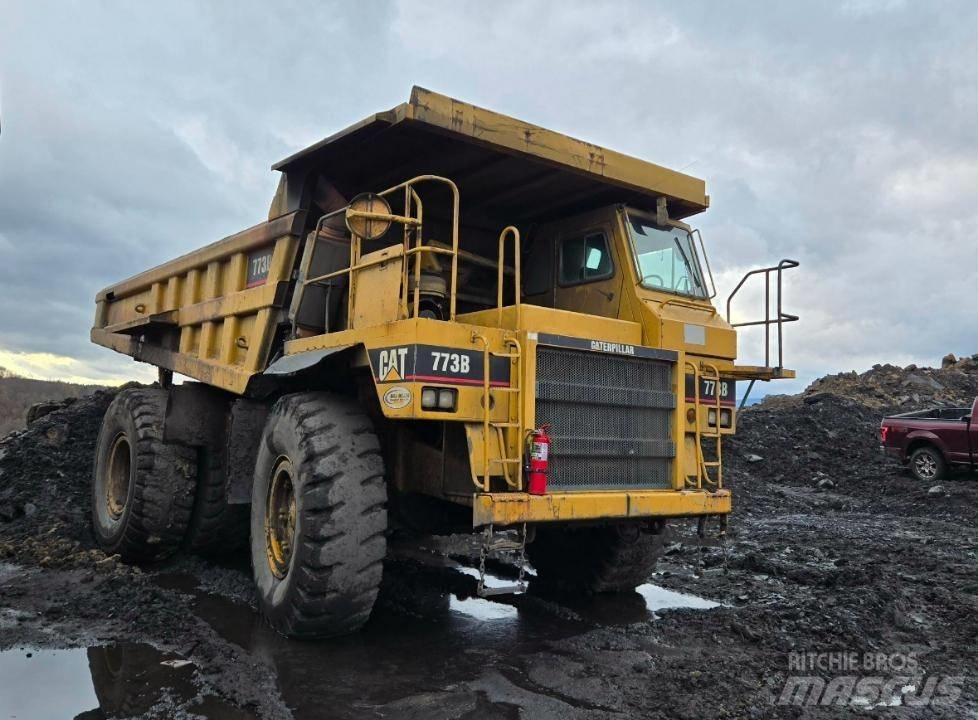CAT 773 B Шарнирно-сочленённые самосвалы