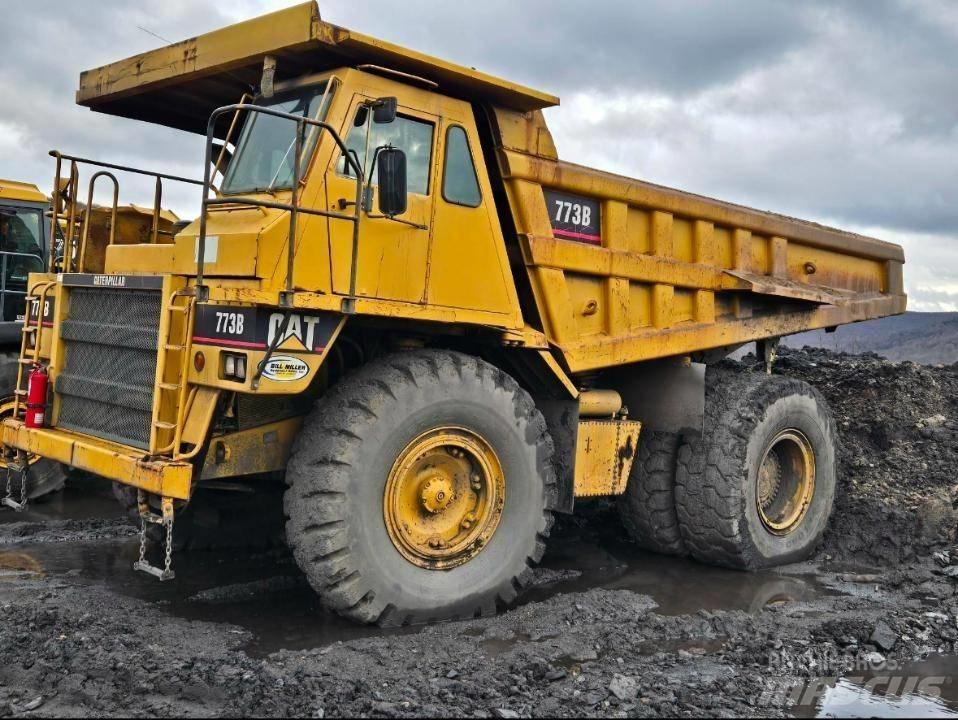 CAT 773 B Шарнирно-сочленённые самосвалы