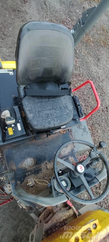 Wacker Neuson DW 30 Шарнирно-сочленённые самосвалы