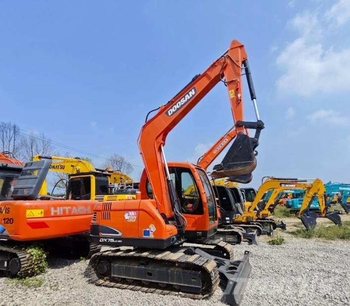 Doosan DX75-9C Малые экскаваторы 7т-12т