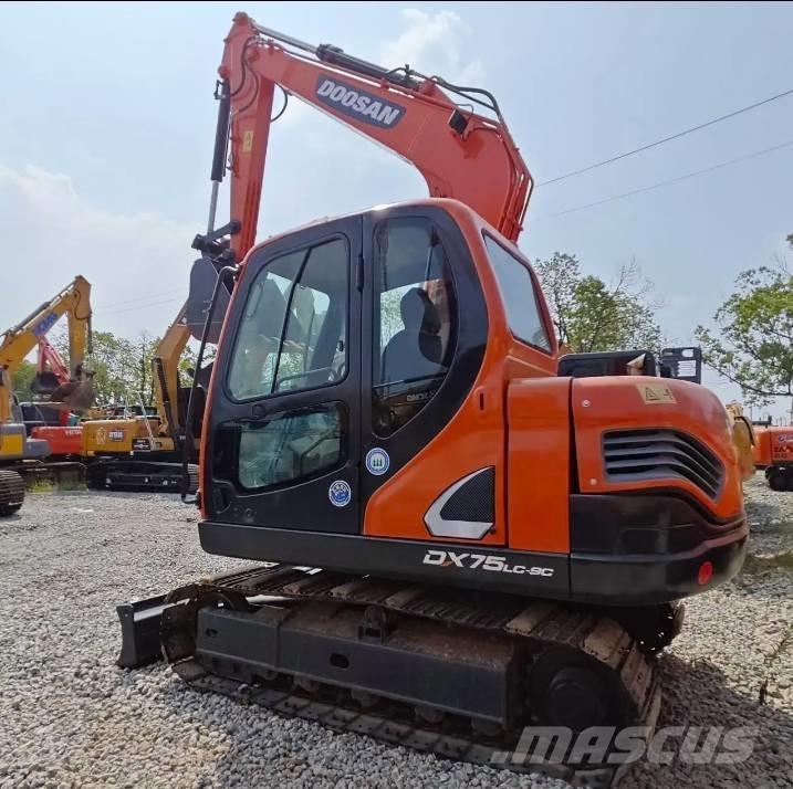 Doosan DX75-9C Малые экскаваторы 7т-12т