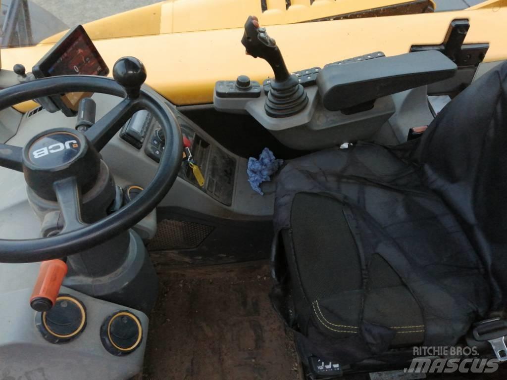 JCB 560-80 Телескопические погрузчики