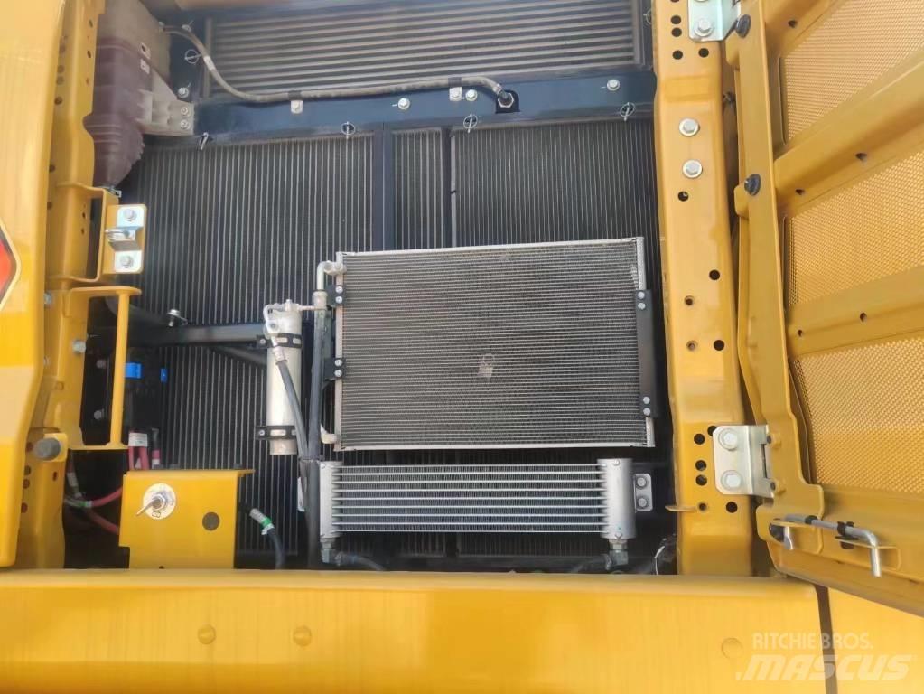 CAT 2021 CAT 333 Гусеничные экскаваторы