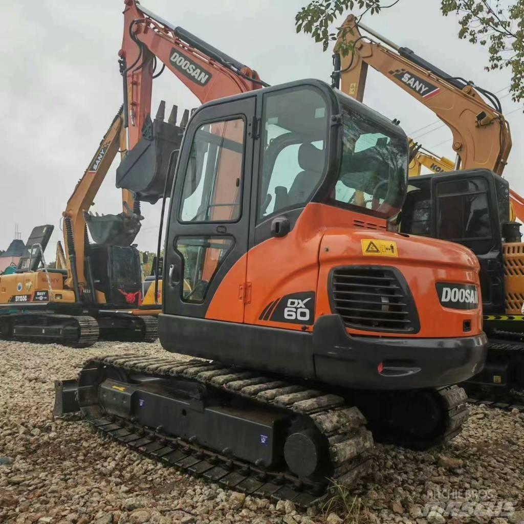Doosan DX60 Мини-экскаваторы