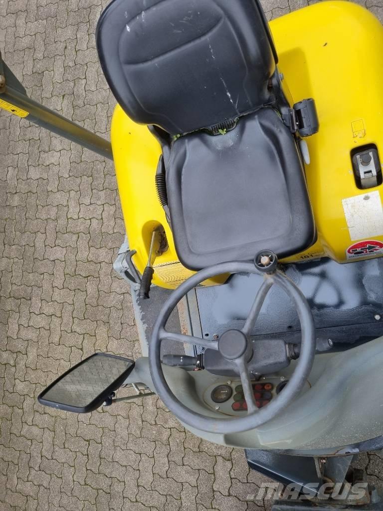 Wacker Neuson 2001 Мини-самосвалы
