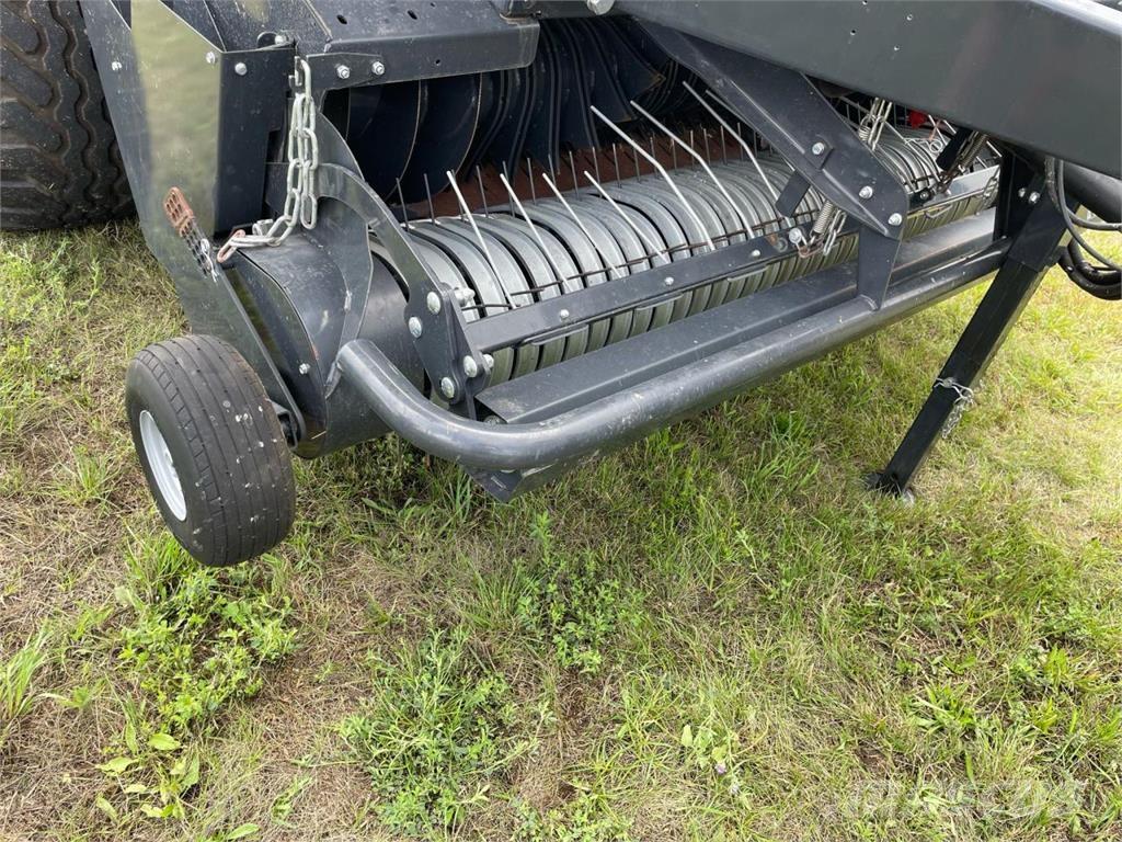 Kuhn FB 2130 Рулонные пресс-подборщики