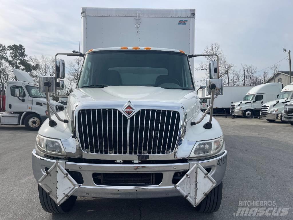 International 4300 Грузовики-Фургоны