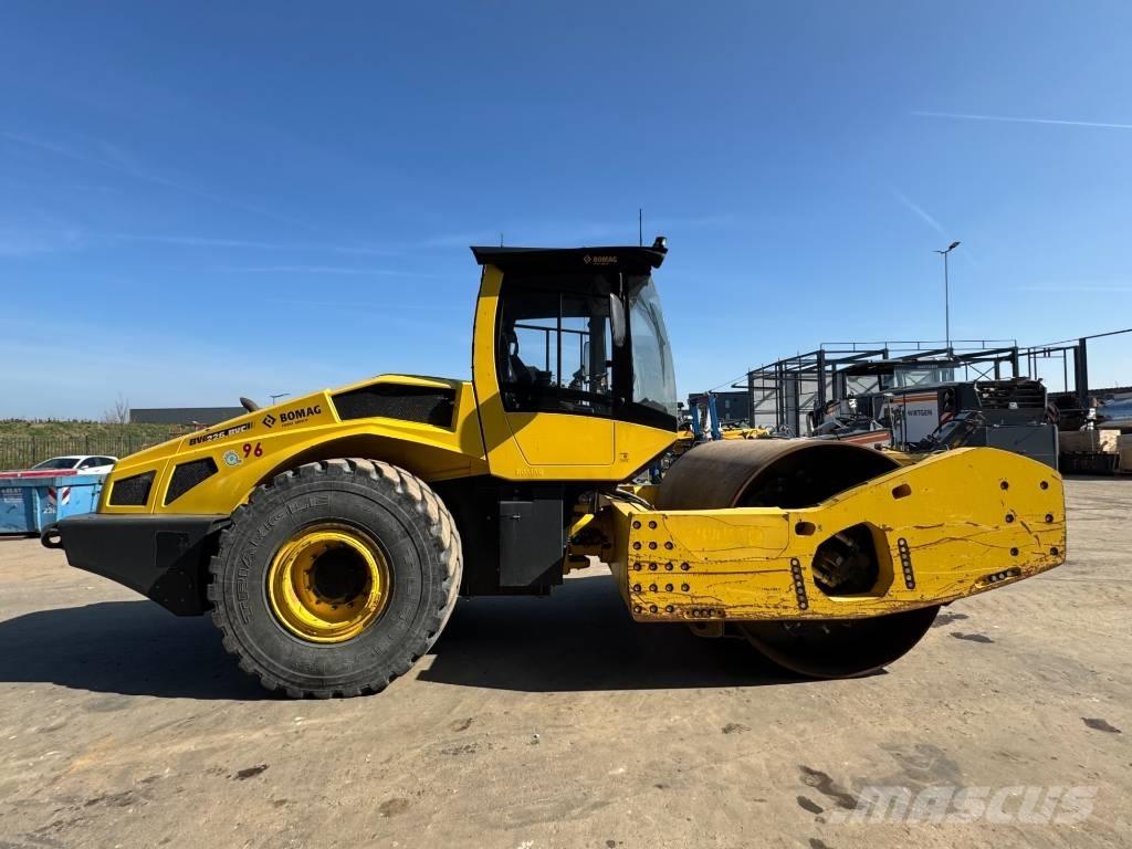 Bomag BW 226 BVC-5 Грунтовые катки