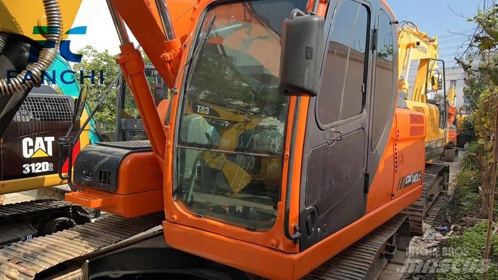 Doosan DX 140 LC Колёсные экскаваторы