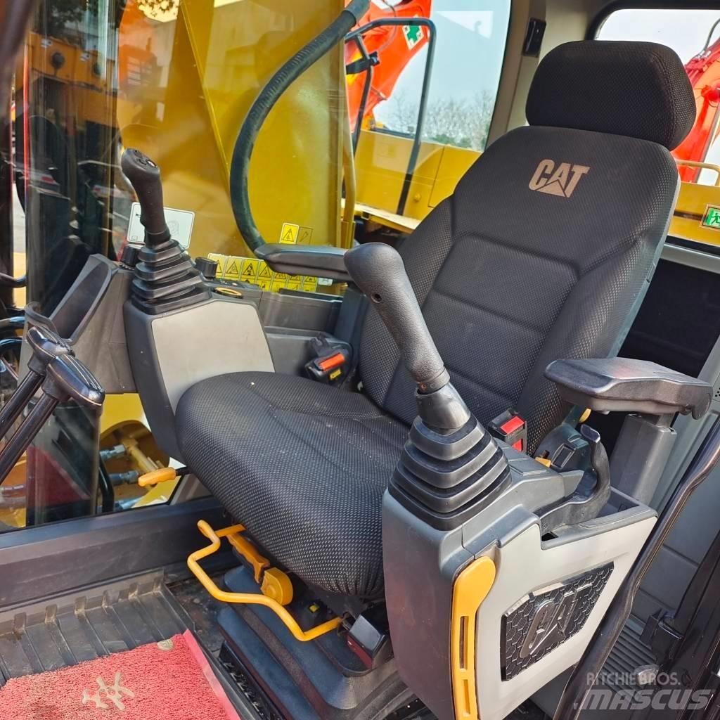 CAT 320GC Гусеничные экскаваторы