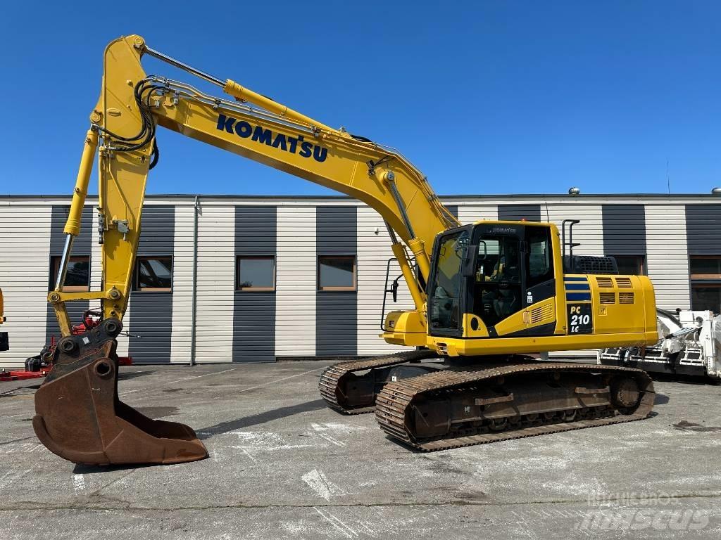 Komatsu PC210LC-11 Гусеничные экскаваторы