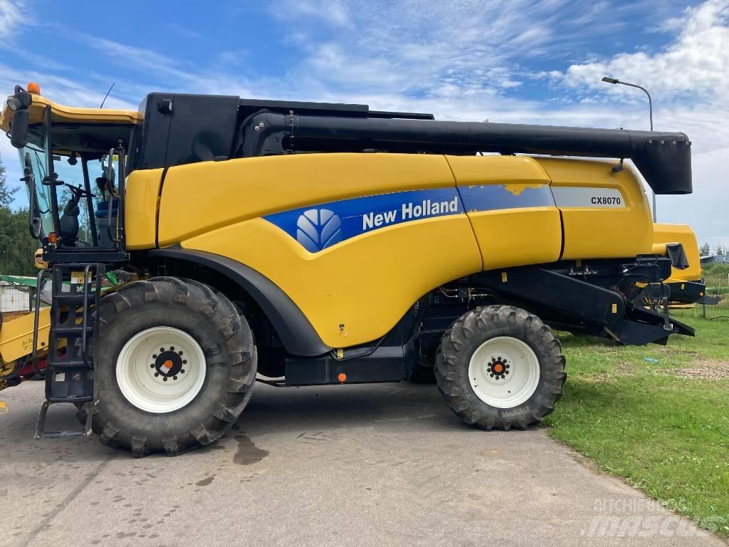 New Holland CX 8070 Зерноуборочные комбайны