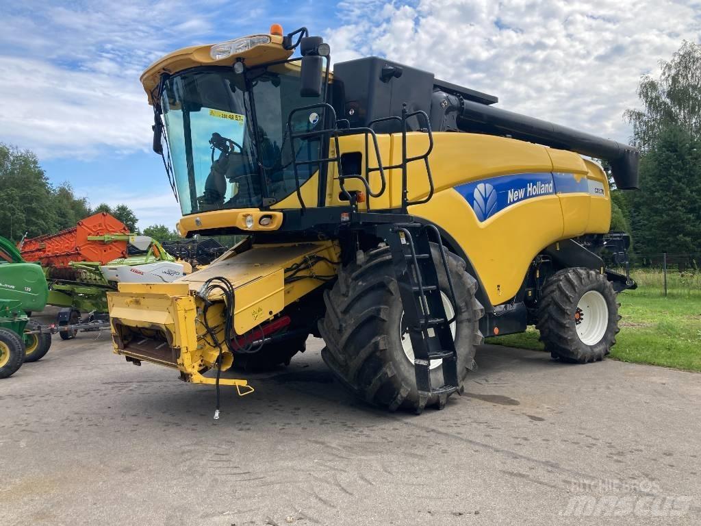 New Holland CX 8070 Зерноуборочные комбайны