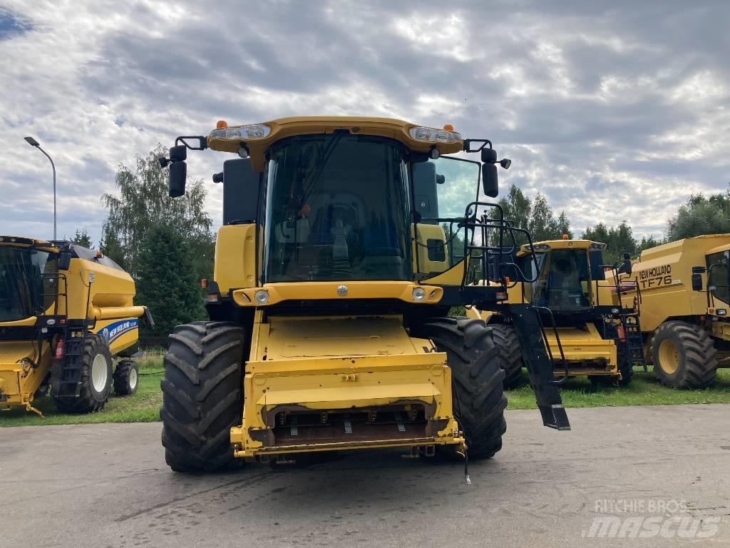 New Holland CX 8070 Зерноуборочные комбайны