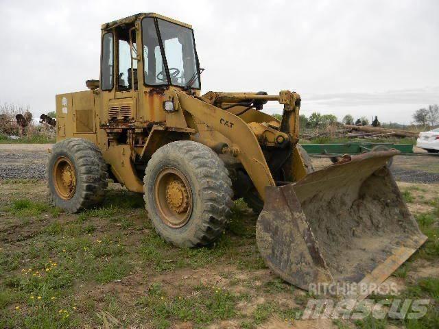 CAT 916 Фронтальные погрузчики