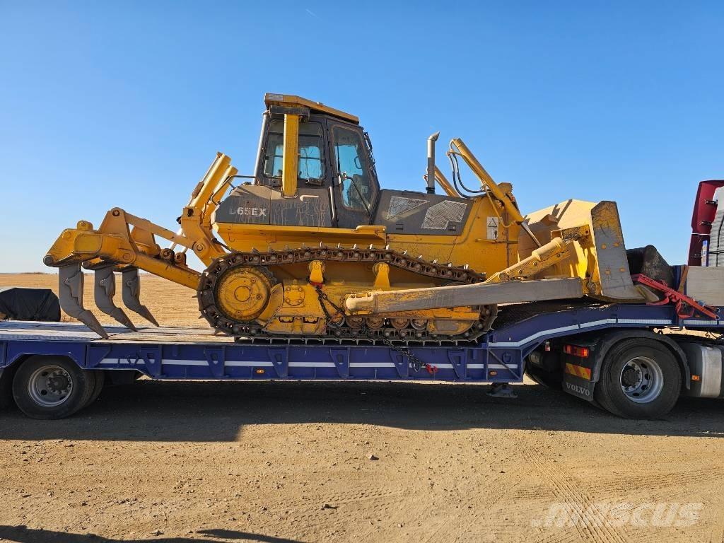 Komatsu D 65 EX 12 Гусеничные бульдозеры