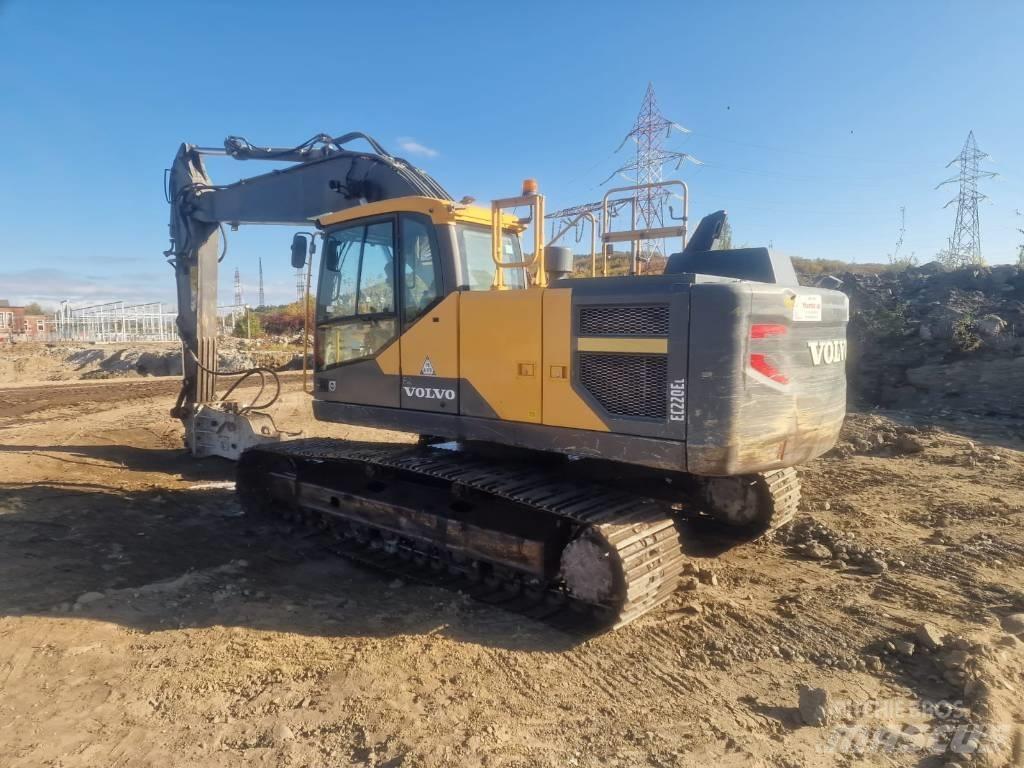 Volvo EC 220 E Гусеничные экскаваторы