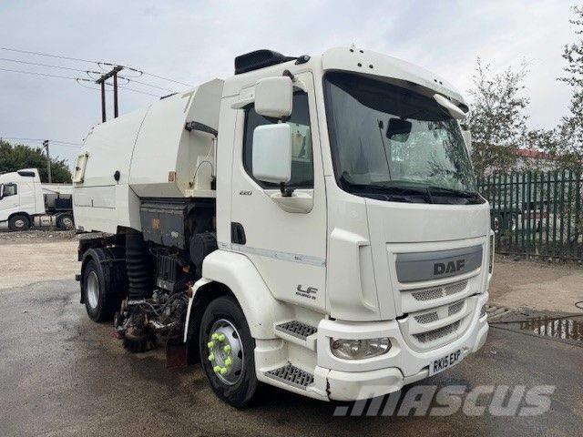 DAF LF 220 Уборочные машины