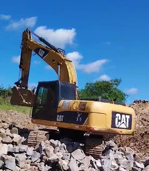 CAT 320D Гусеничные экскаваторы