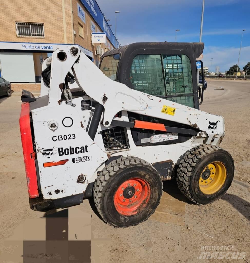 Bobcat S 570 Мини-погрузчики