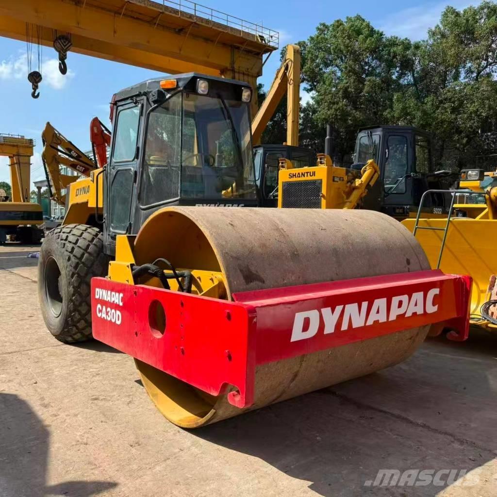 Dynapac CA 30 D Грунтовые катки
