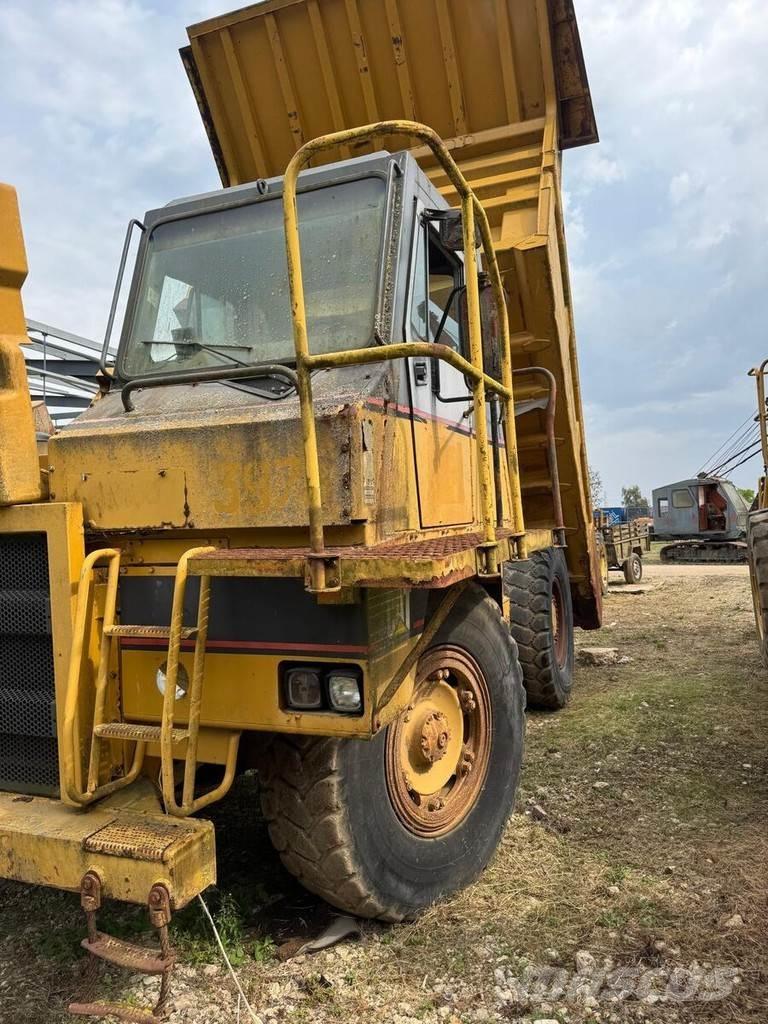 CAT 769D Мини-самосвалы