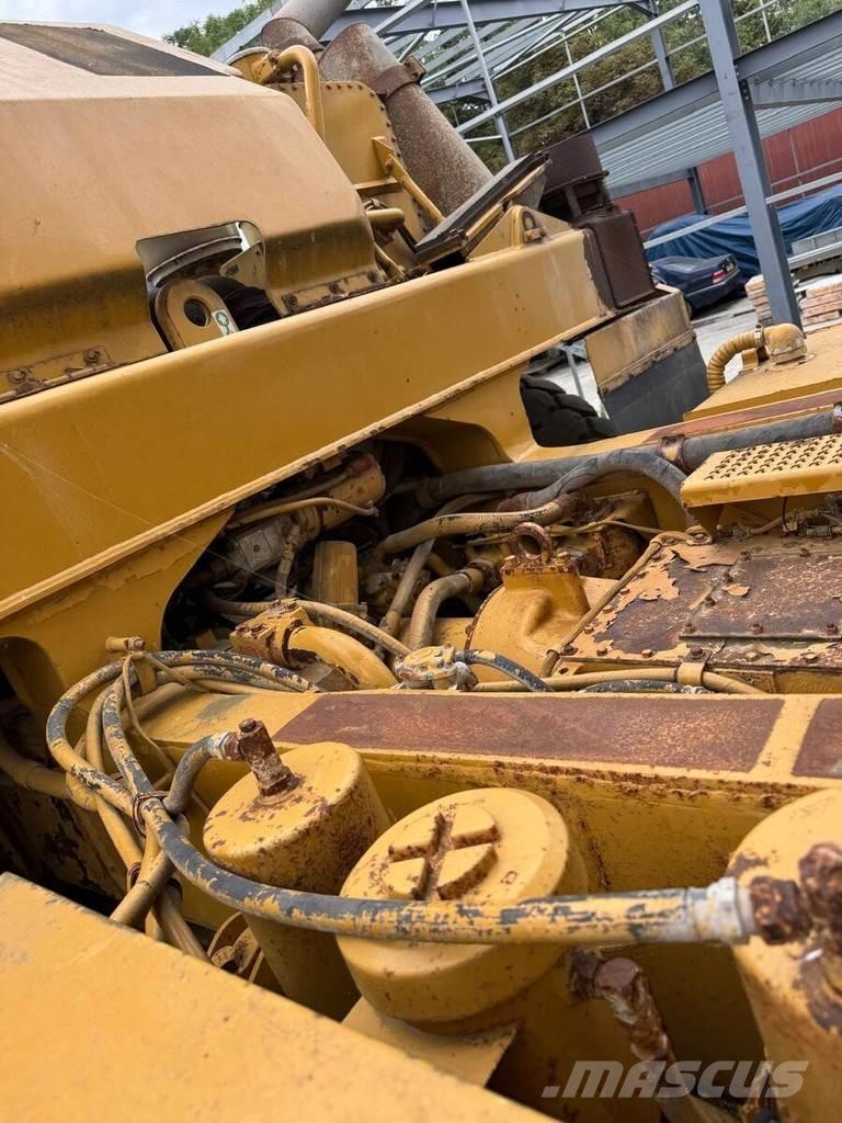 CAT 769D Мини-самосвалы