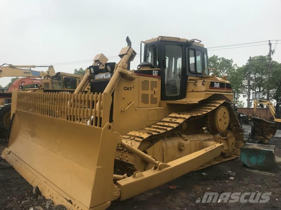 CAT D 6 R Гусеничные бульдозеры