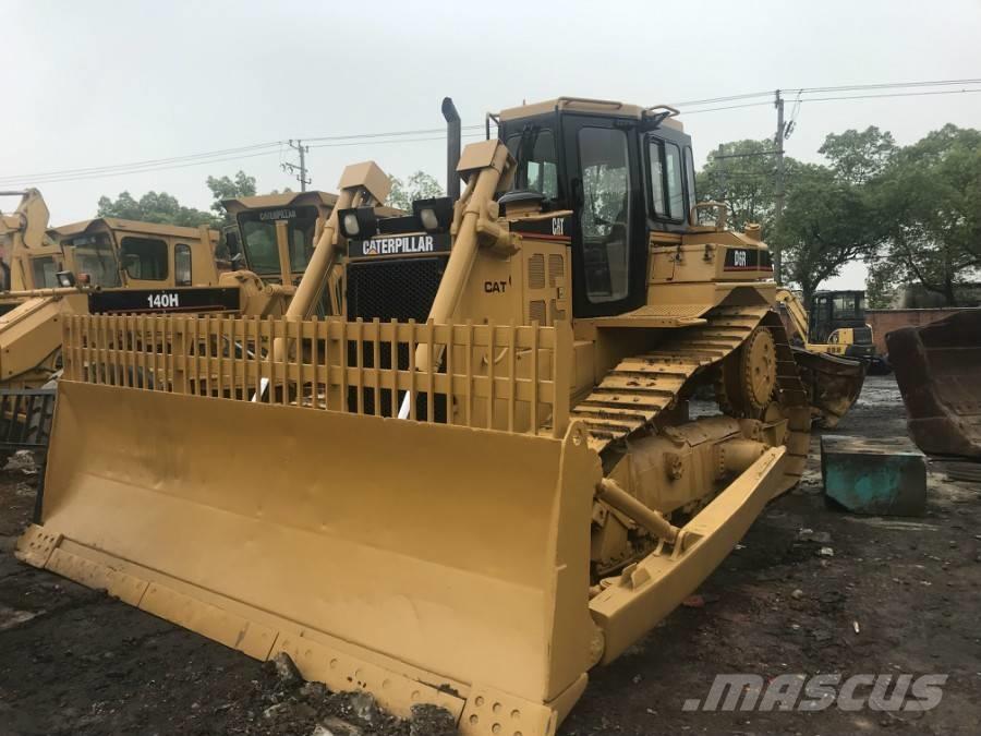 CAT D 6 R Гусеничные бульдозеры