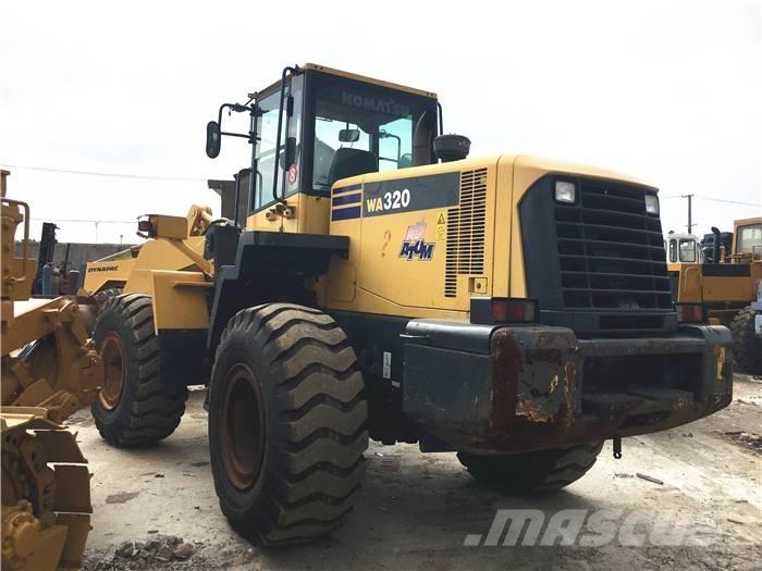 Komatsu WA 320-5 Фронтальные погрузчики