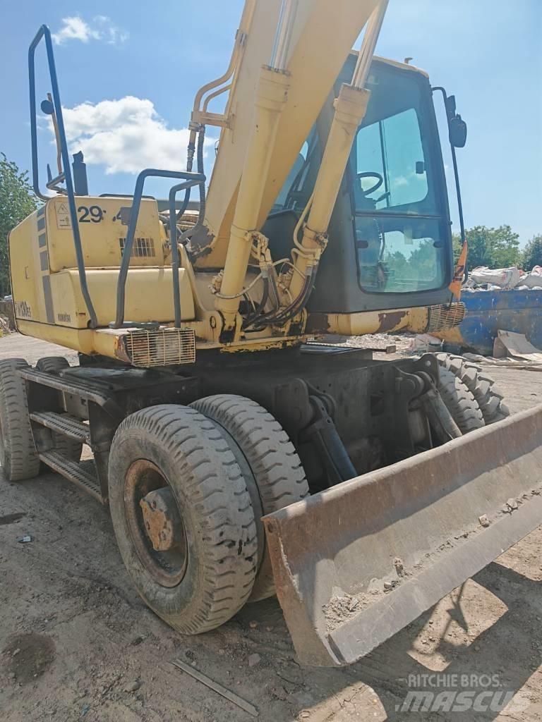 Komatsu PW 130ES-6K Колёсные экскаваторы