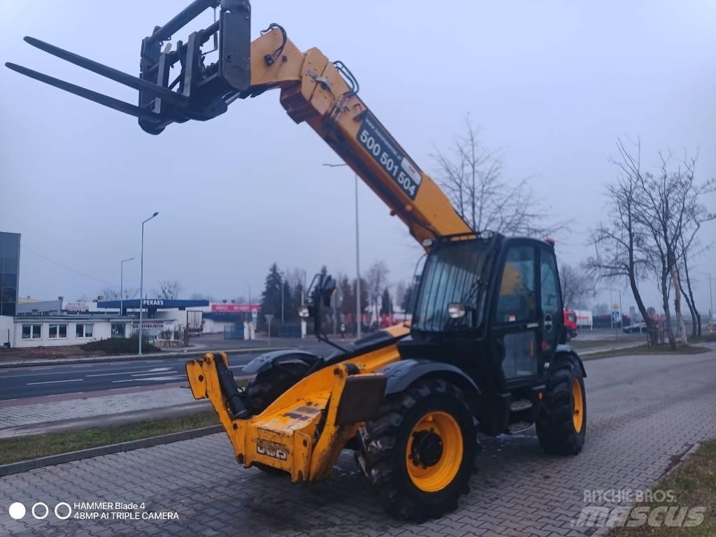 JCB 535-140 Hiviz Телескопические погрузчики